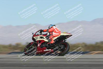 media/Oct-30-2025-Racers Edge (Thu) [[dabbdaf680]]/3-B Group/Session 4 (Turn 9 Side)/